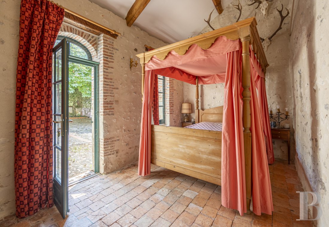 A Directoire style château surrounded by woods in the south of the Loiret department at Bonny-sur-Loire - photo  n°31